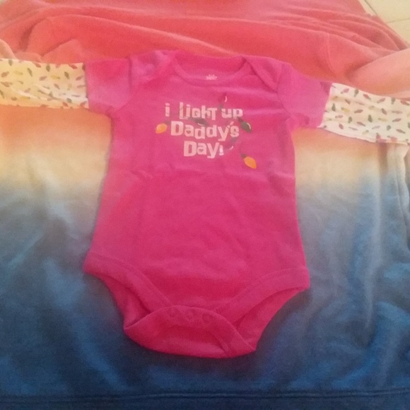 NWT Lot 4 Christmas-Themed One-Piece Baby Sz 0-3 - Picture 2 of 6